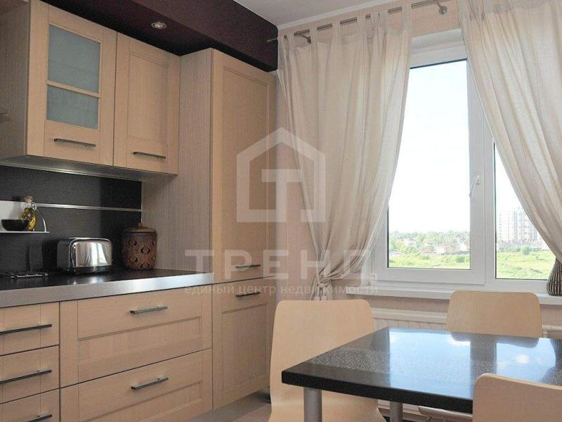 2-комн. квартира, 60 м², 7/10 этаж