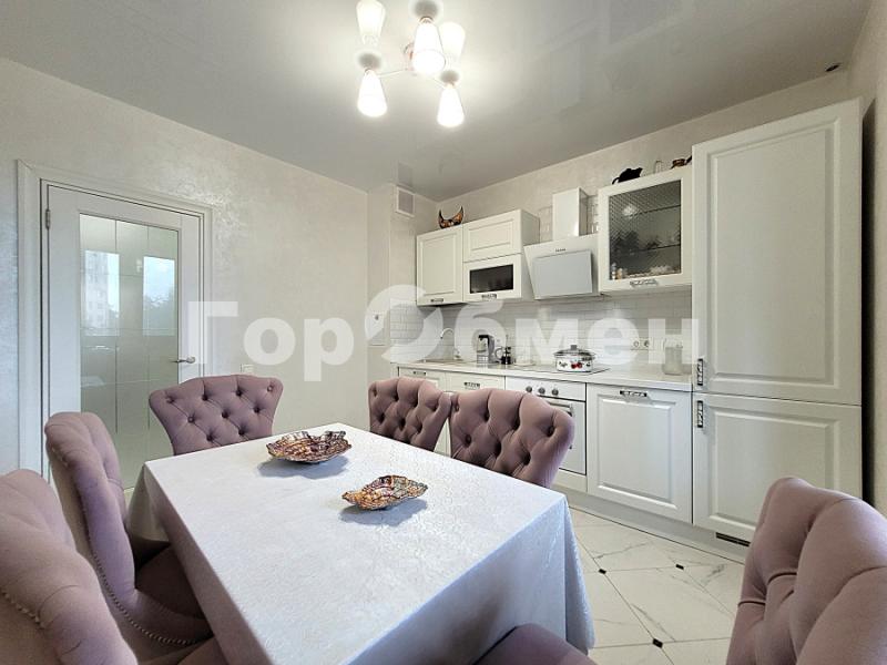 3-комн. квартира, 73 м², 2/27 этаж