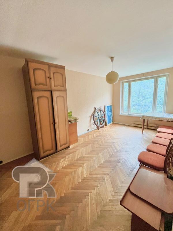 2-комн. квартира, 47 м², 2/10 этаж