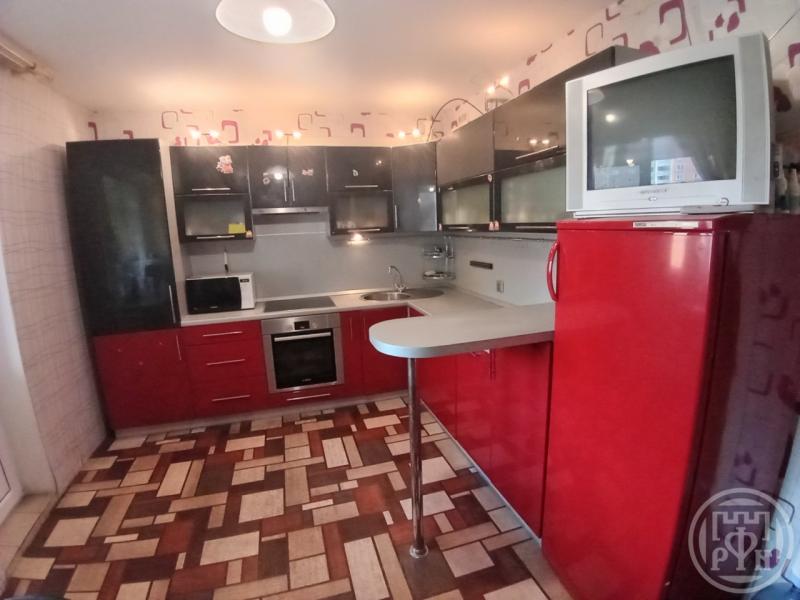 3-комн. квартира, 97 м², 4/9 этаж