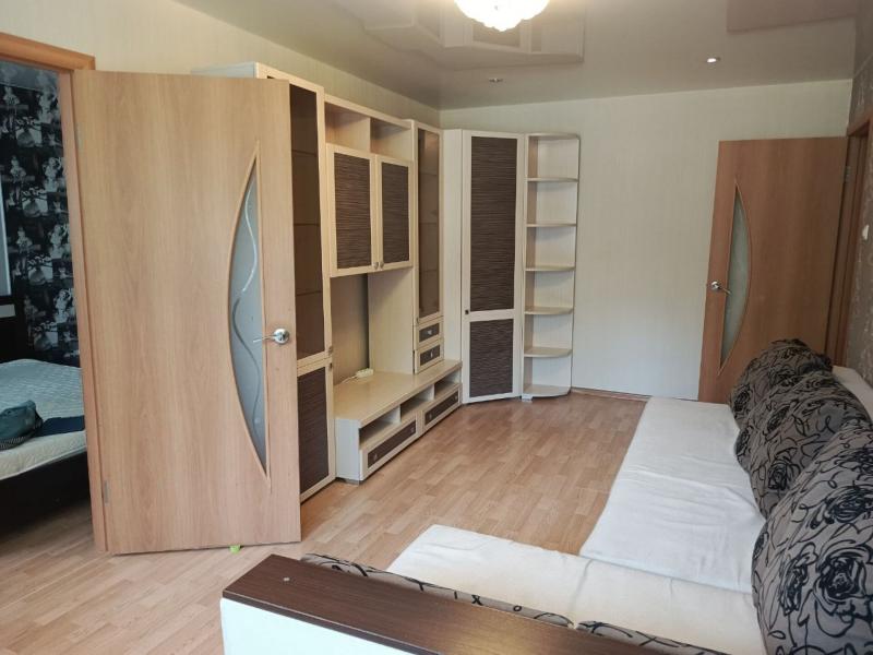 3-комн. квартира, 56 м², 1/5 этаж