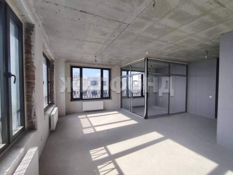 2-комн. квартира, 76 м², 8/24 этаж