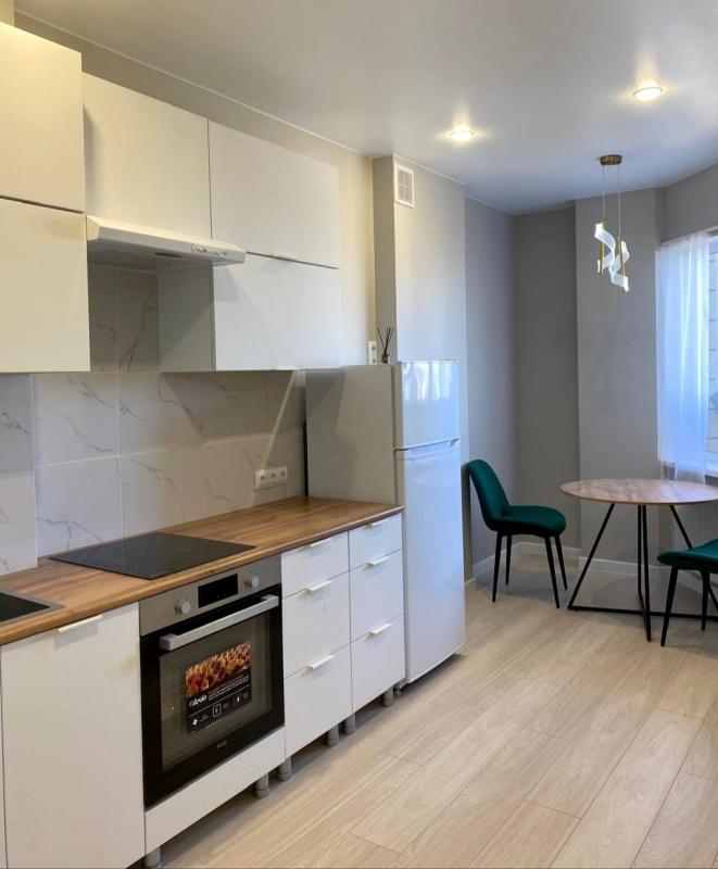 2-комн. квартира, 42 м², 19/20 этаж