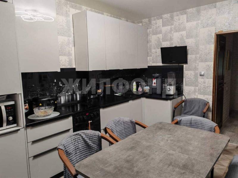 3-комн. квартира, 64 м², 9/10 этаж