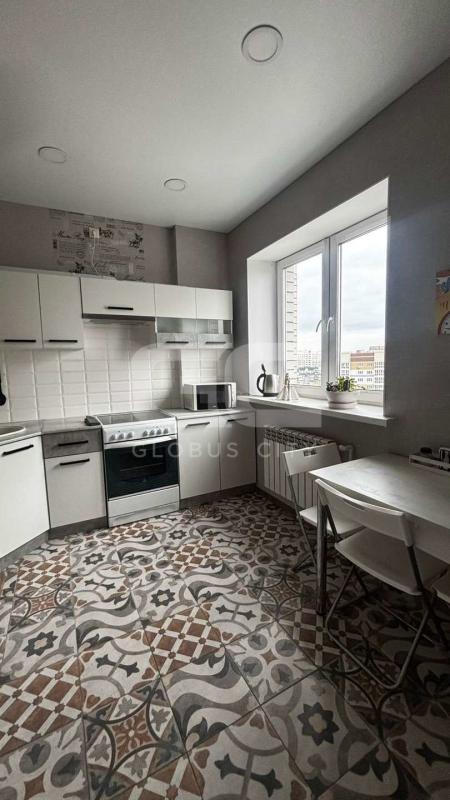 1-комн. квартира, 37 м², 16/16 этаж