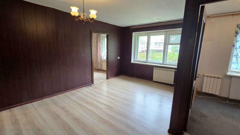 2-комн. квартира, 42 м², 1/4 этаж