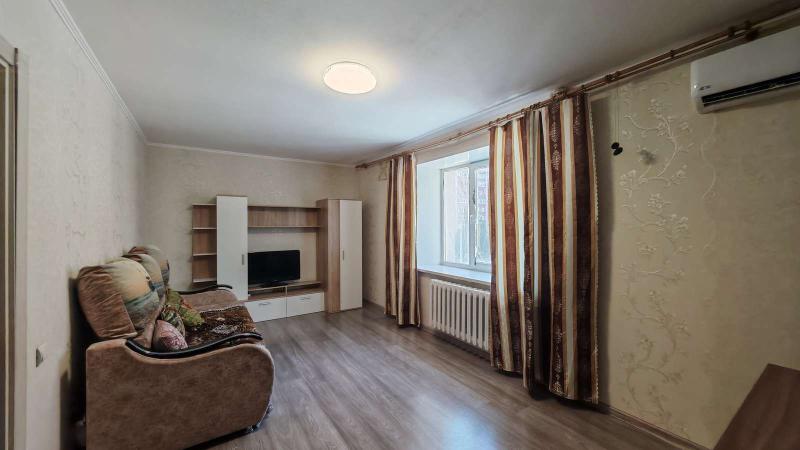 2-комн. квартира, 60 м², 3/18 этаж