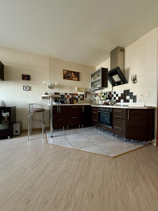 3-комн. квартира, 78 м², 5/5 этаж