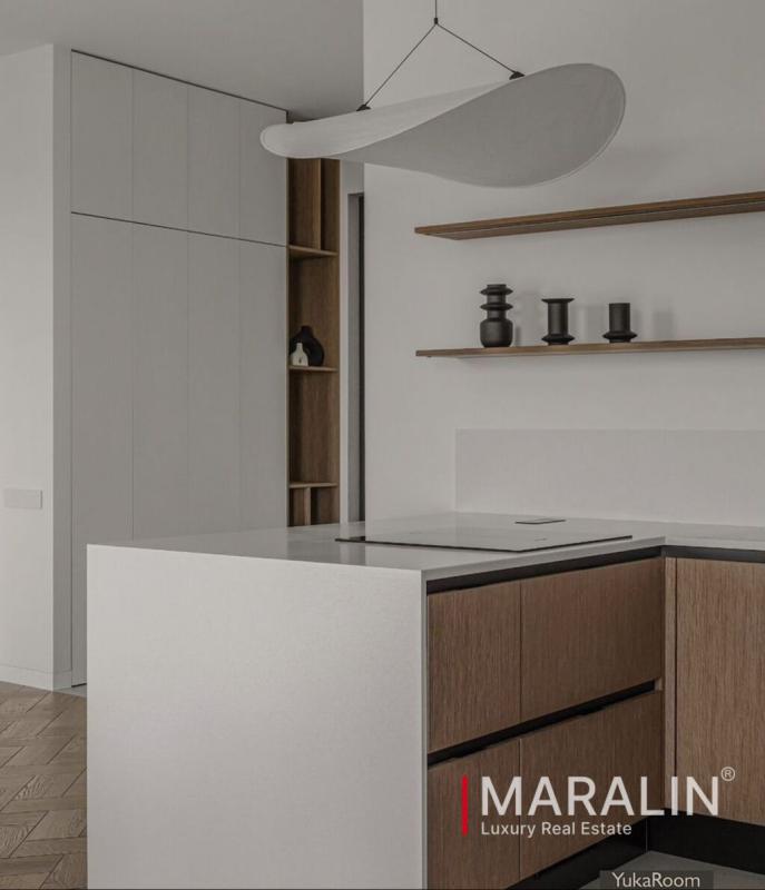 2-комн. квартира, 65 м², 8/18 этаж