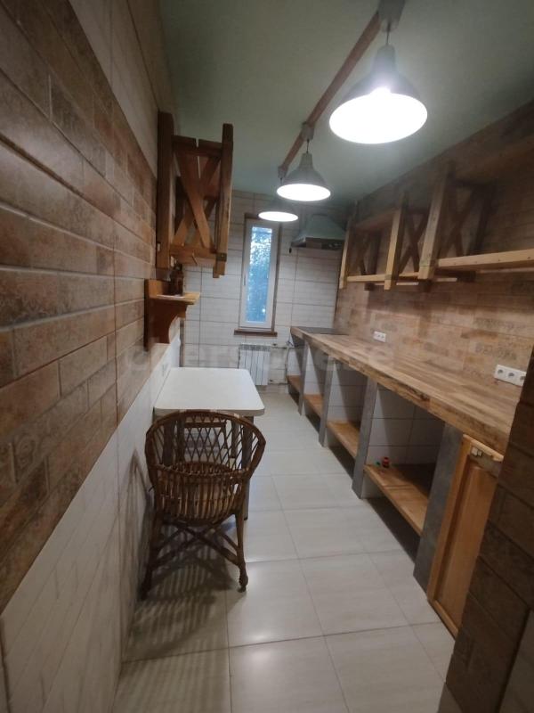 4-комн. квартира, 100 м², 1/9 этаж