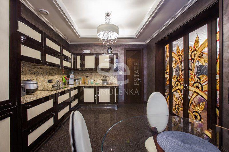 3-комнатная Квартира, 150 м2