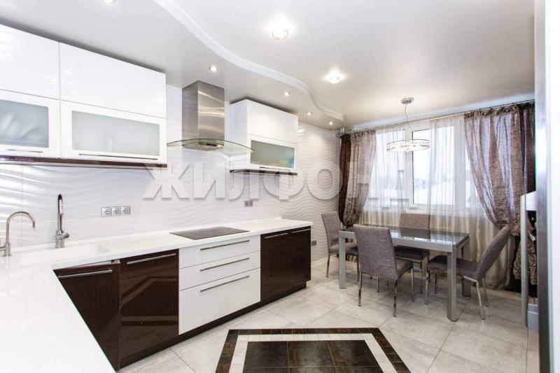 3-комн. квартира, 120 м², 5/6 этаж
