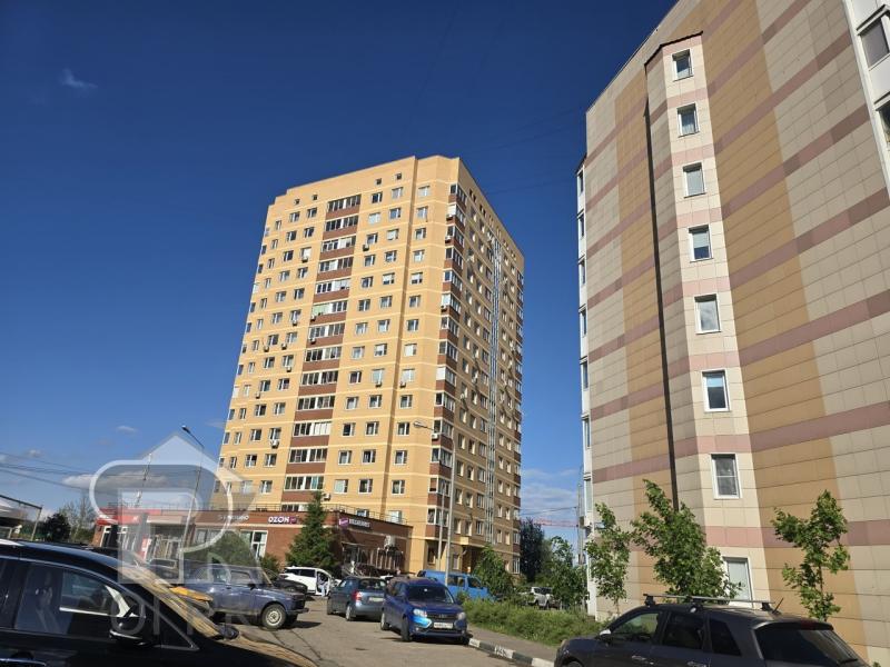 3-комн. квартира, 76 м², 4/8 этаж