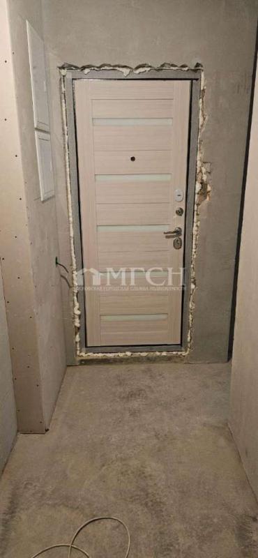 5-комн. квартира, 85 м², 1/9 этаж