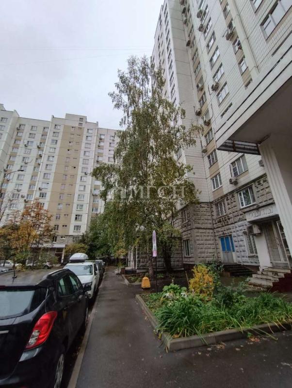 2-комн. квартира, 58 м², 5/17 этаж