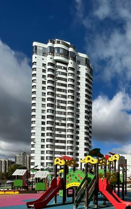 3-комн. квартира, 112 м², 7/22 этаж