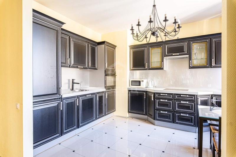 1-комн. квартира, 43 м², 10/26 этаж