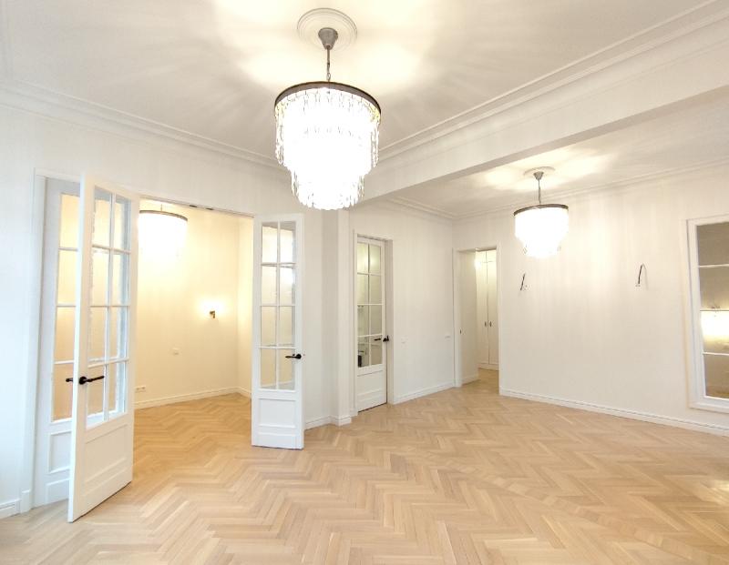 2-комн. квартира, 55 м², 1/5 этаж