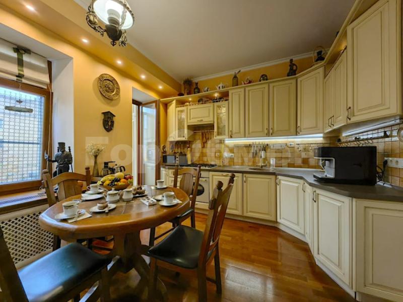 3-комн. квартира, 75 м², 4/5 этаж