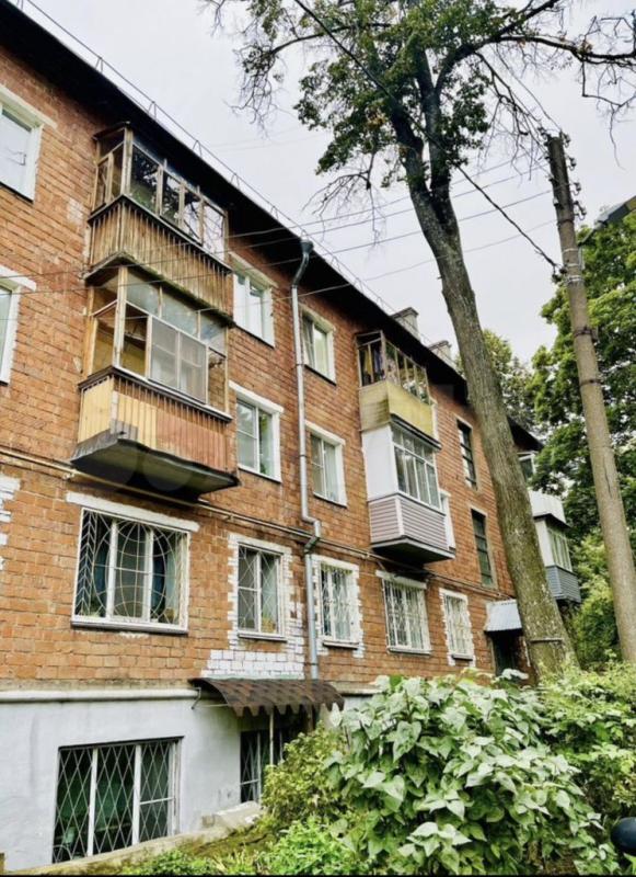 2-комн. квартира, 40 м², 1/4 этаж