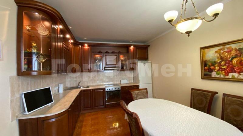 3-комн. квартира, 90 м², 2/15 этаж