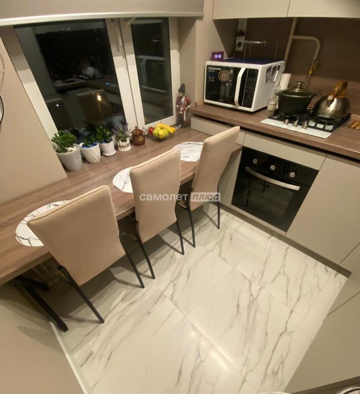 3-комн. квартира, 50 м², 8/9 этаж