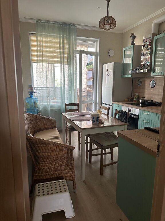 2-комн. квартира, 47 м², 1/4 этаж