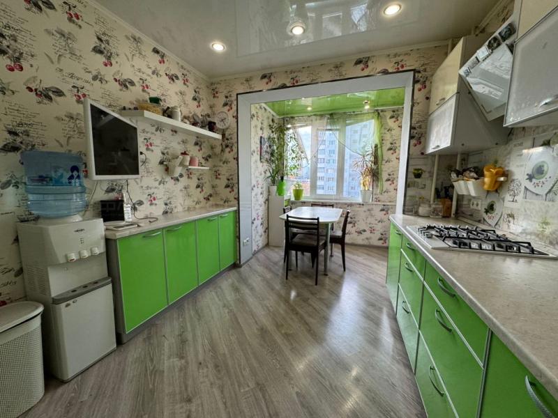 4-комн. квартира, 84 м², 4/10 этаж