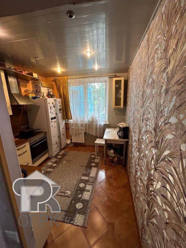 3-комн. квартира, 67 м², 1/12 этаж