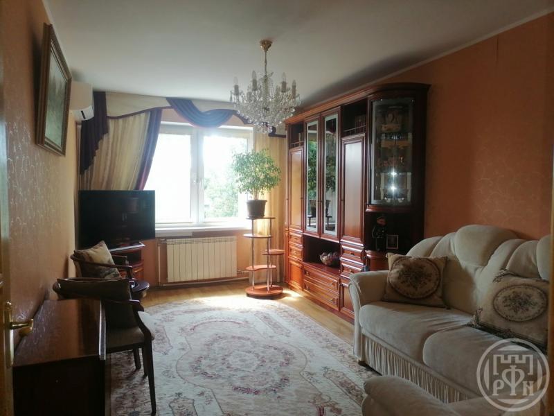 2-комн. квартира, 46 м², 5/5 этаж