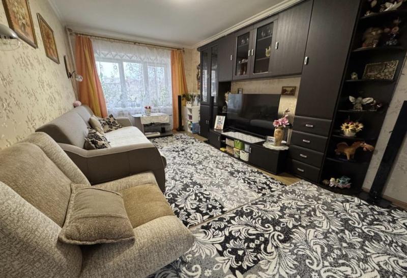2-комн. квартира, 45 м², 2/5 этаж