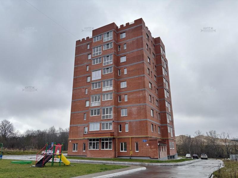 3-комн. квартира, 72 м², 1/9 этаж