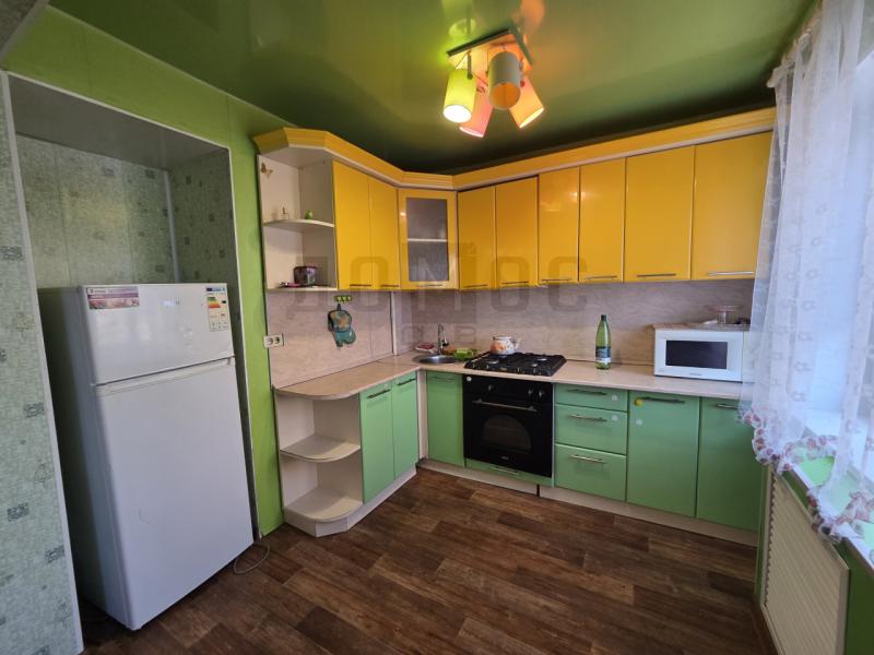 3-комн. квартира, 57 м², 3/4 этаж