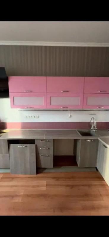 2-комн. квартира, 70 м², 14/17 этаж