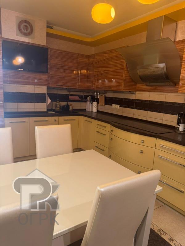 3-комн. квартира, 99 м², 6/12 этаж