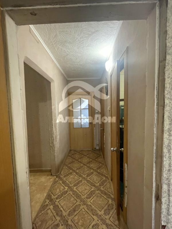 2-комн. квартира, 52 м², 1/10 этаж