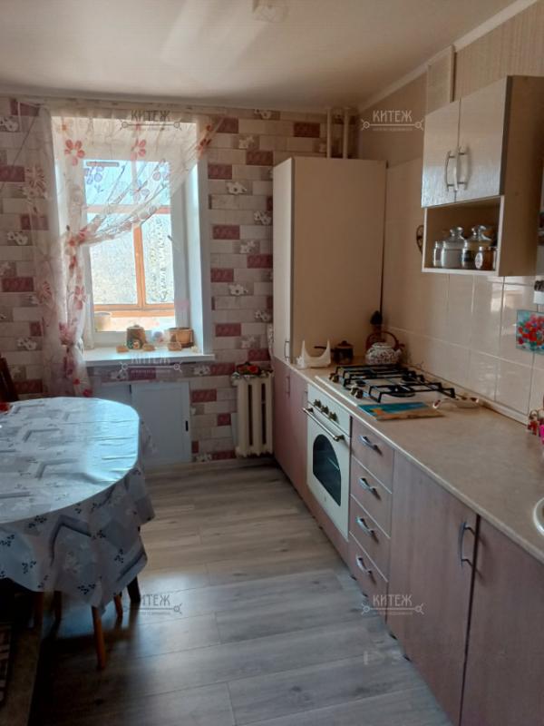 3-комн. квартира, 61 м², 4/5 этаж