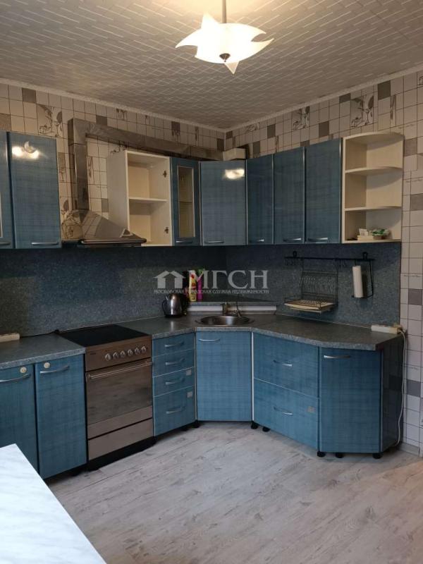 1-комн. квартира, 34 м², 10/17 этаж