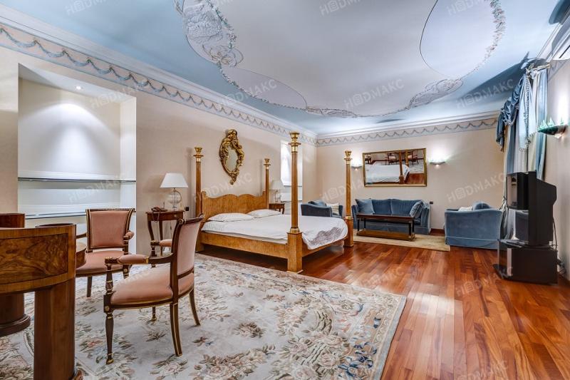 3-комн. квартира, 265 м², 6/6 этаж