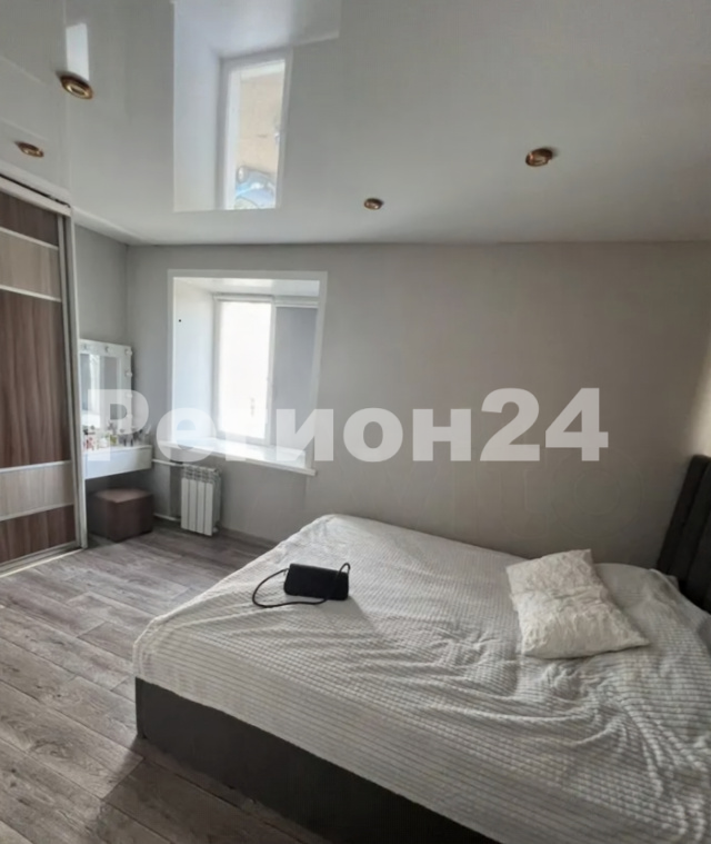 2-комн. квартира, 42 м², 2/4 этаж