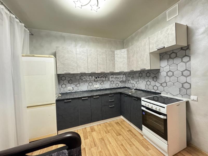 1-комн. квартира, 42 м², 8/11 этаж