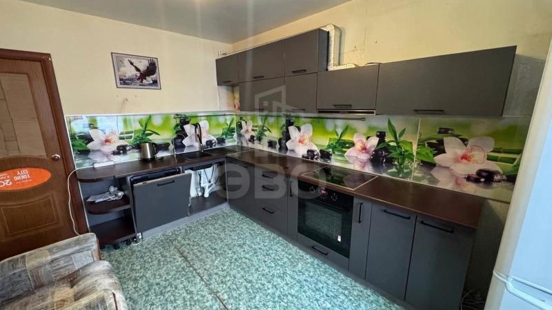 2-комн. квартира, 63 м², 6/10 этаж