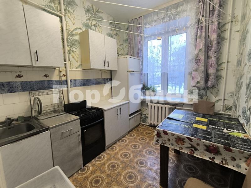2-комн. квартира, 63 м², 2/5 этаж