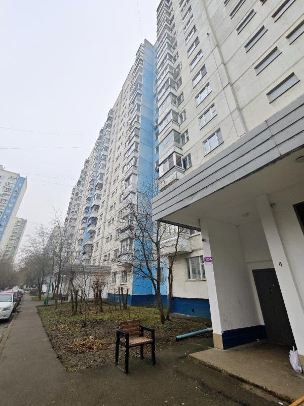 2-комн. квартира, 54 м², 15/17 этаж