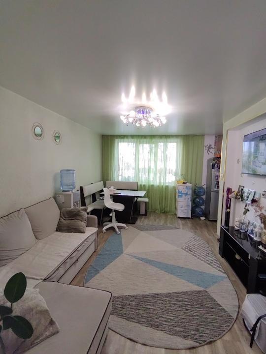 3-комн. квартира, 58 м², 2/5 этаж