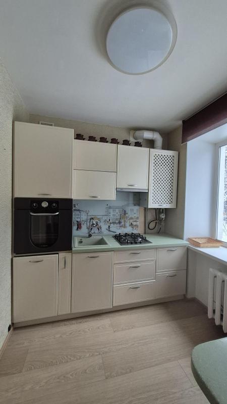 3-комн. квартира, 53 м², 2/5 этаж