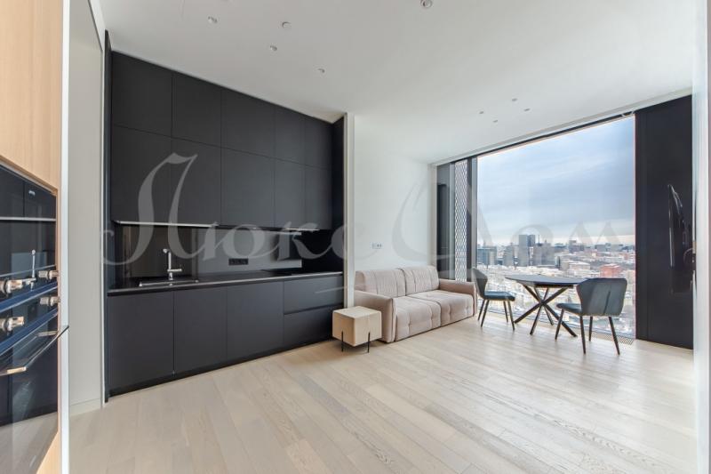 2-комн. квартира, 50 м², 23/67 этаж