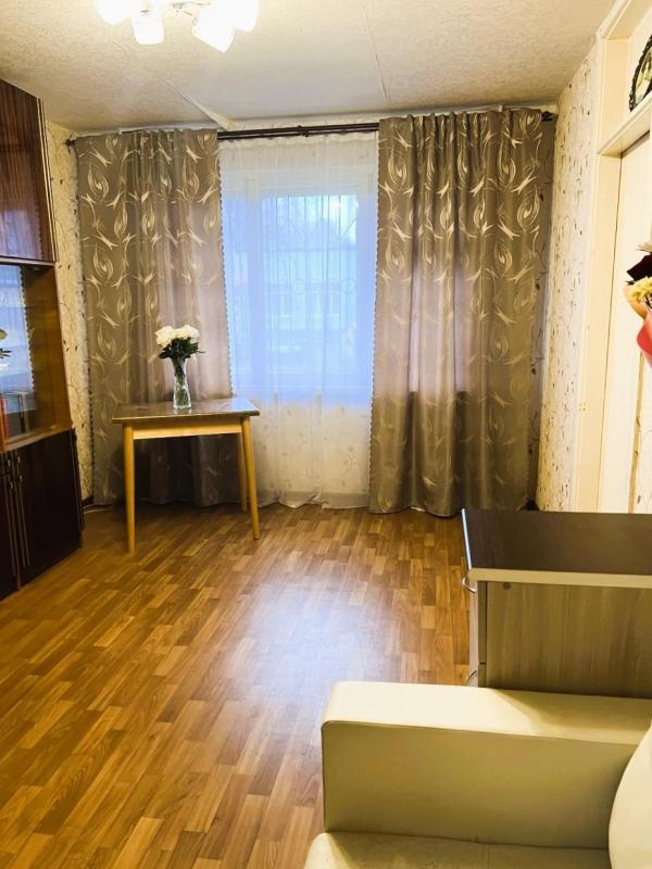 3-комн. квартира, 57 м², 1/5 этаж