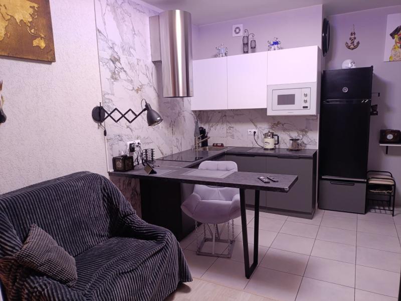 2-комн. квартира, 48 м², 10/13 этаж