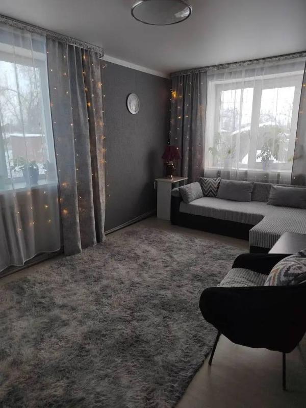 2-комн. квартира, 43 м², 1/2 этаж